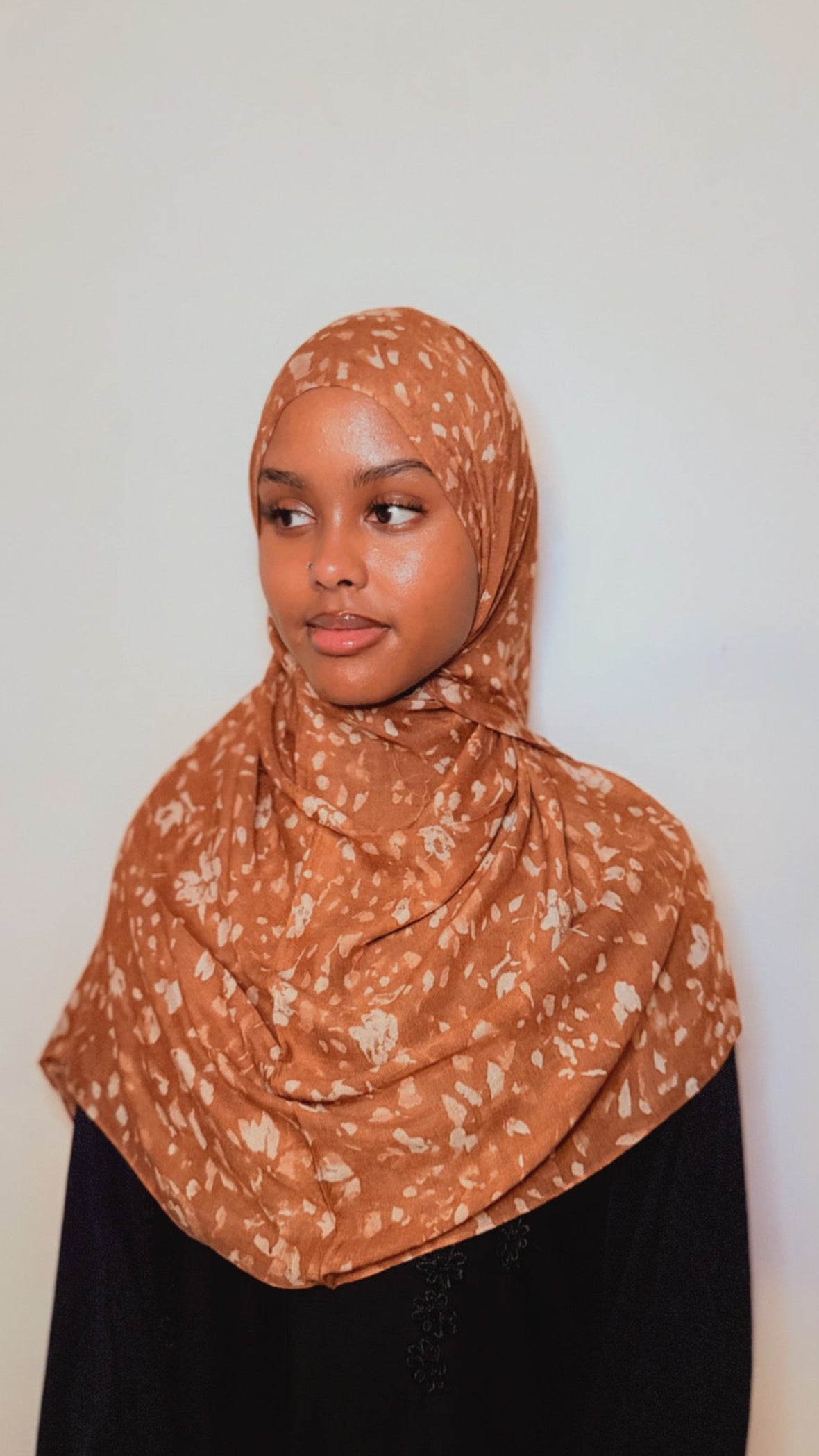 Cinnamon Bloom Modal Hijab